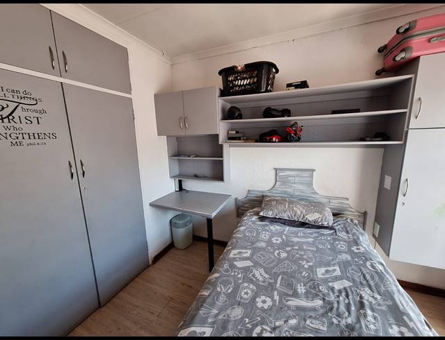 3 BEDROOM HOUSE FOR SALE IN VANDERBIJLPARK SE 3